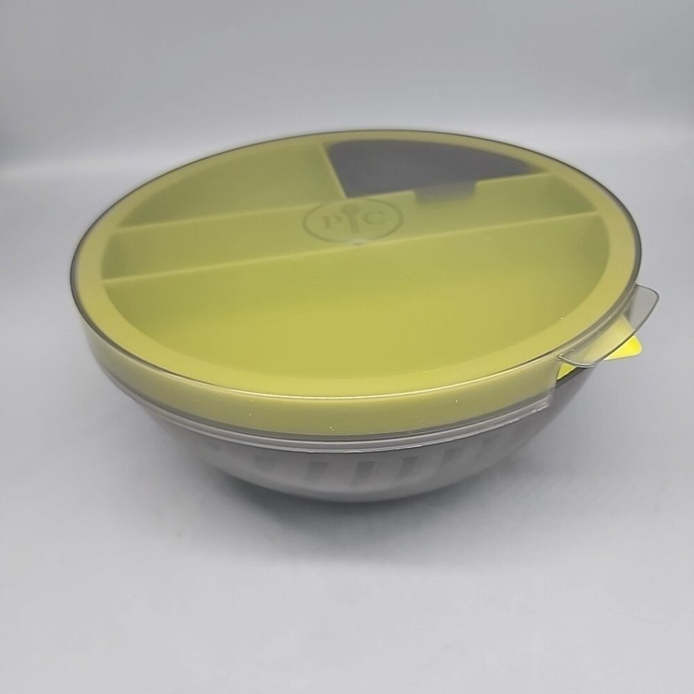 Pampered Chef 6 Piece  Salad Cutting Bowl Set Plastic 8.5x4"